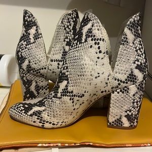Steve Madden booties